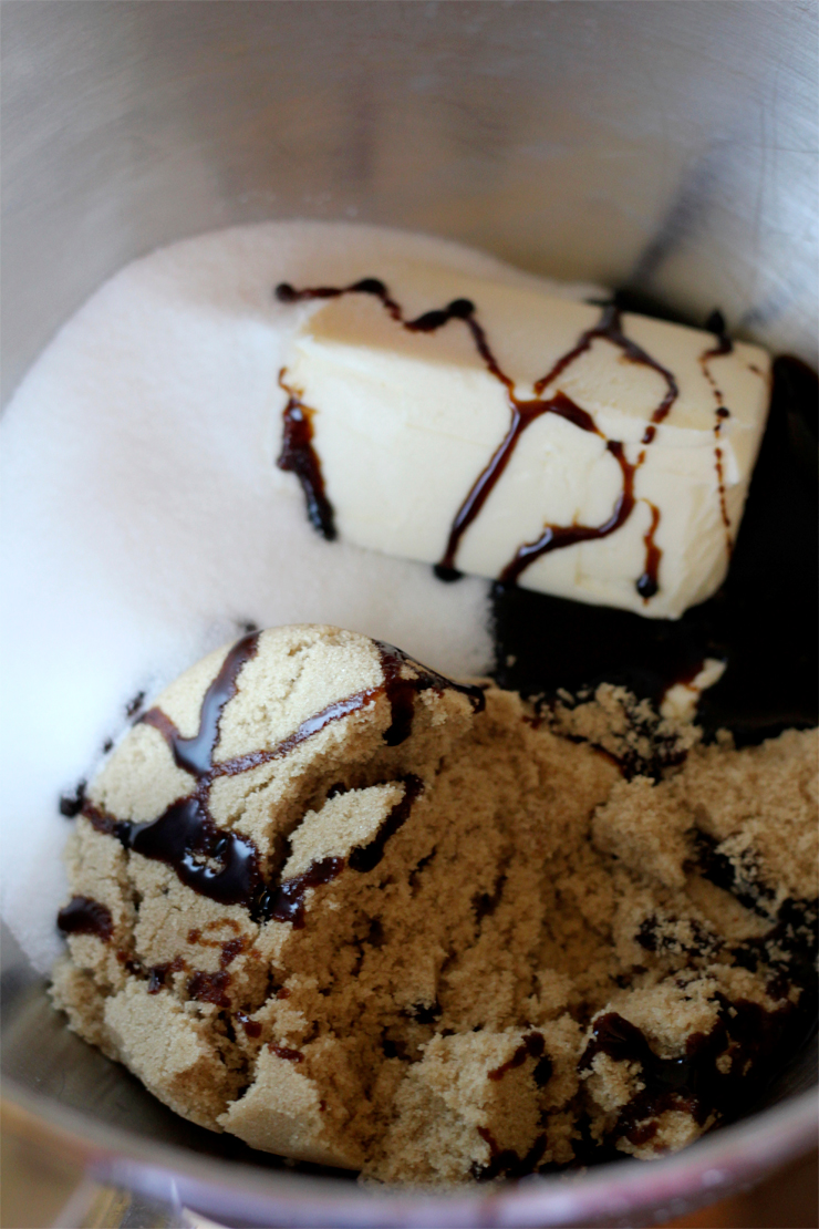 GingerMolassesMolassesSugar The brown sugar and dark molasses give the ginger molasses cookies their unique chewy texture.