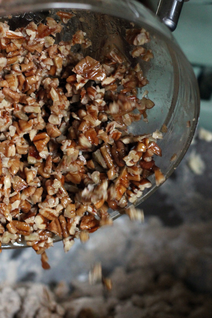 SpicedPecanBourbonBallsAddNuts SpicedPecanBourbonBallsAddNuts