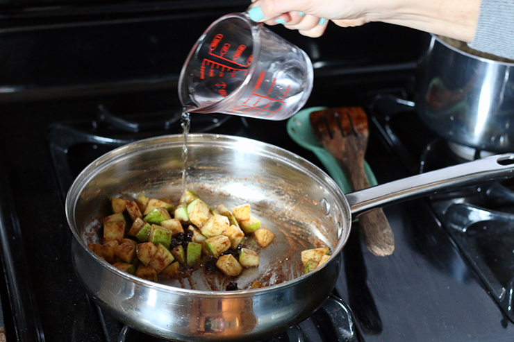 Apple Oatmeal Brulee Pear Liqueur Apple Oatmeal Brulee Pear Liqueur