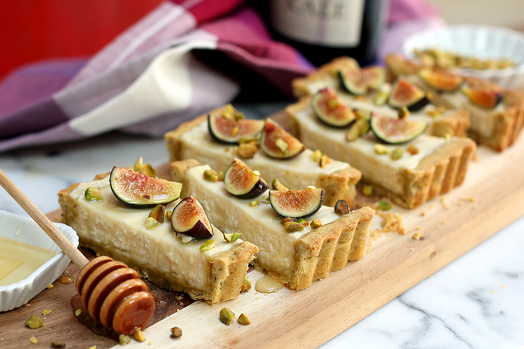 Fig Mascarpone Tart with Pistachio Black Pepper Crust - sliced
