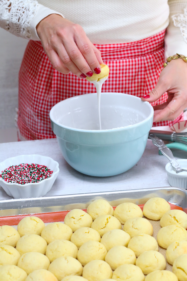 AlmondSprinkleCookies-12