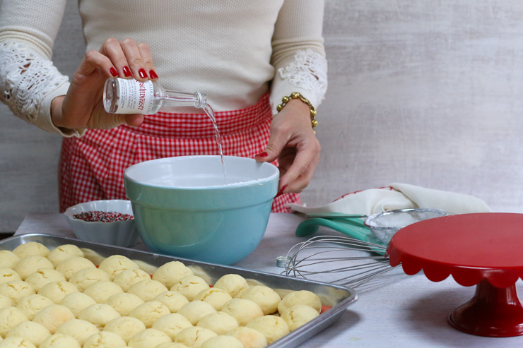 AlmondSprinkleCookies-14