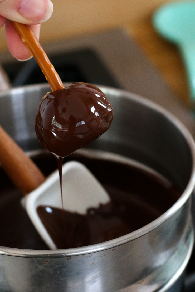 The pretzel stick works as an edible pop stick, and it makes the chocolate dipping process a jif! Brilliant.