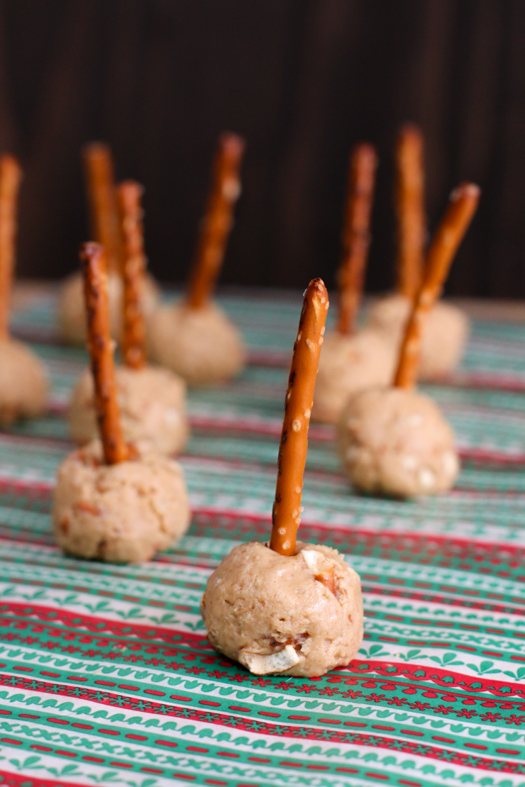 ChocolatePeanutButterPretzelPops-9