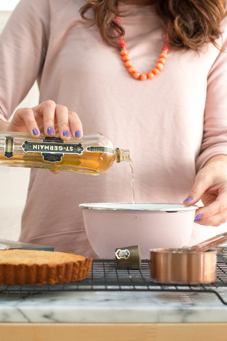 RaspberryFinancierCake-30