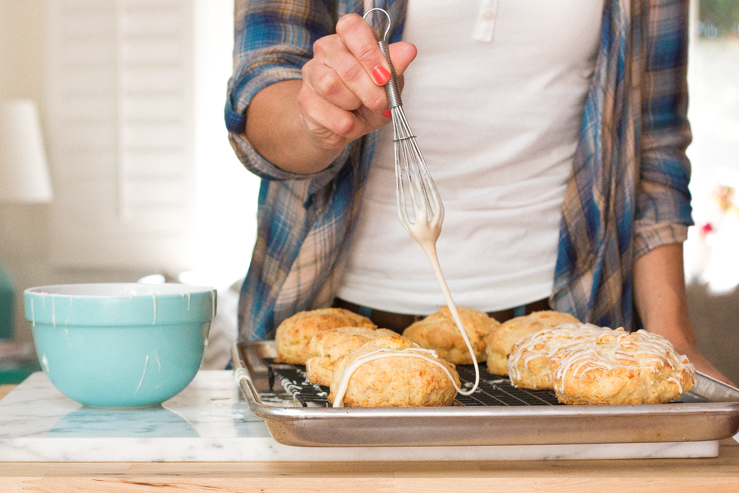 CoconutCreamScones-15