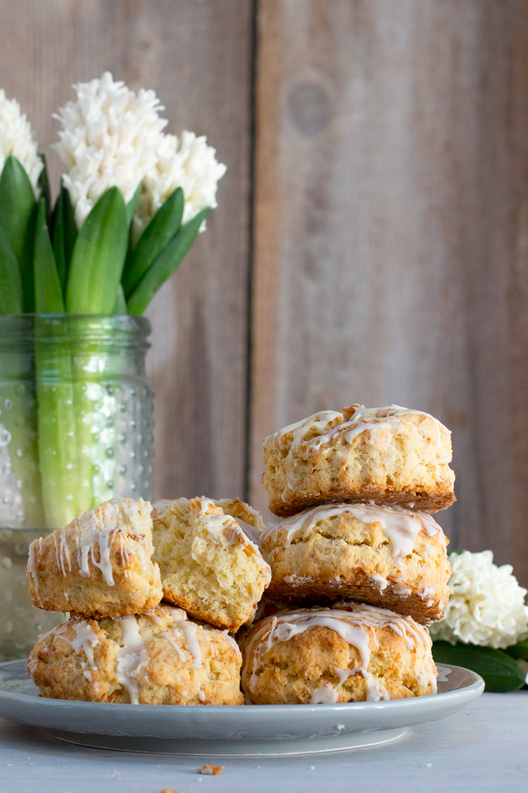 CoconutCreamScones-3
