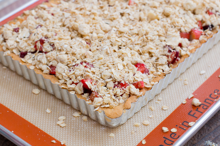 Pre-baked Strawberry Rhubarb & Ginger Crumble Bars