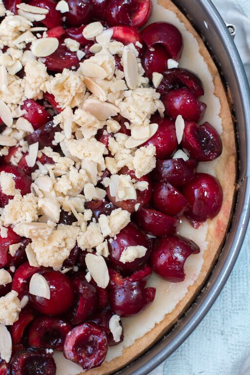 Crumble on cherries Crumble on cherries