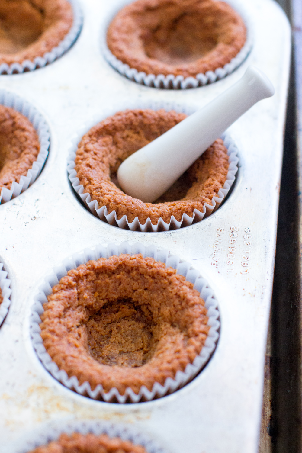 Nutella S'mores Cookie Cups shaping
