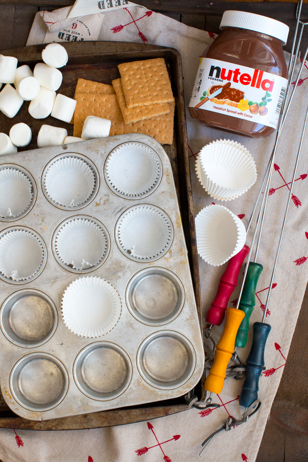 Nutella S'mores Cookie Cups fixins