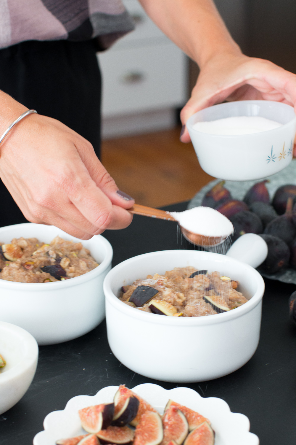 sugar pour over Fig Pistachio Oatmeal Brûlée