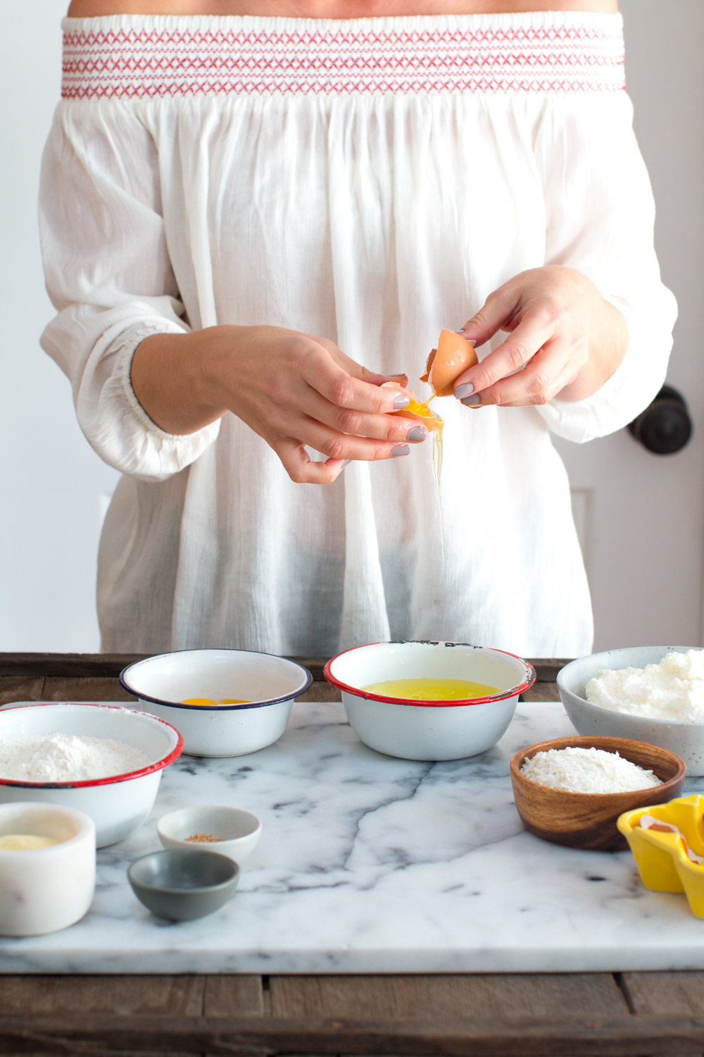 separating egg yolks