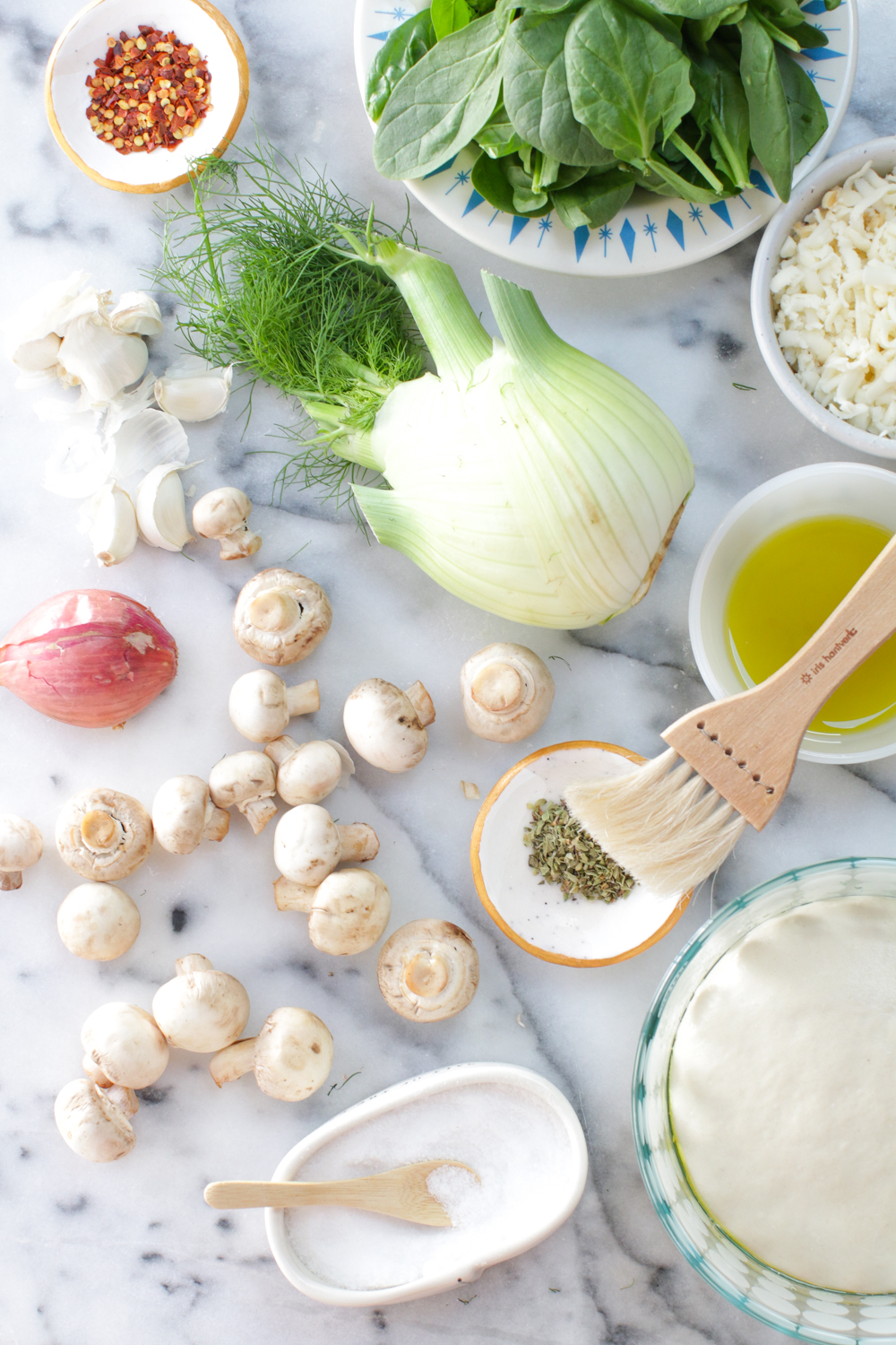 Garlic & Fennel Mushroom Pizza ingredients