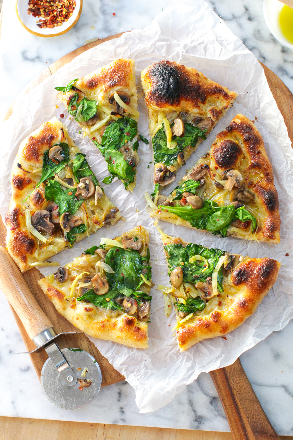 Have I convinced you that this Garlic & Fennel Mushroom Pizza is the best pizza on the planet yet?