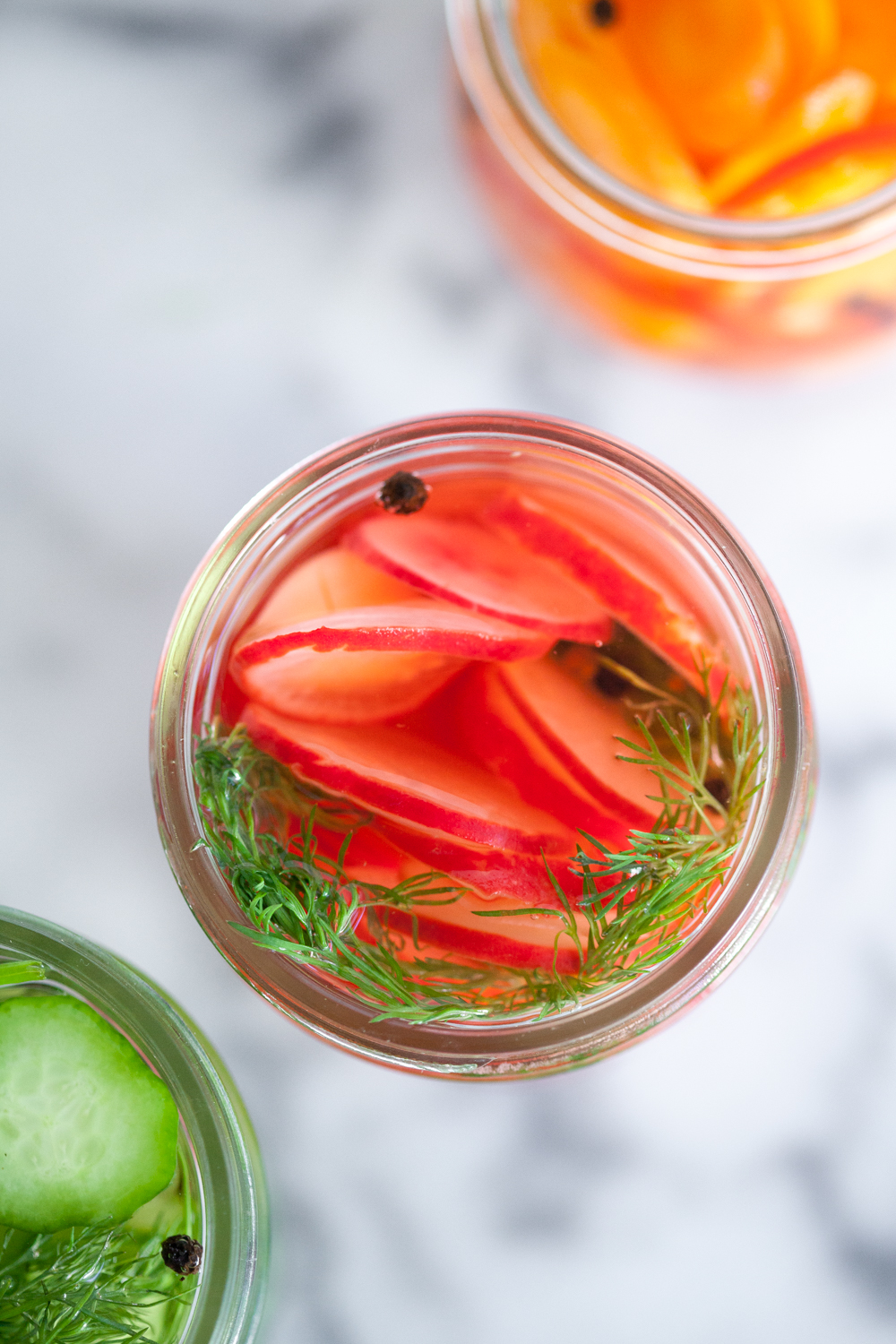 When quick pickling, just make sure the ingredients are full submerged in the vinegar before screwing on the cap.