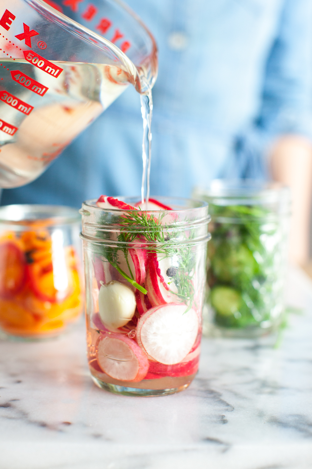Quick pickling veggies
