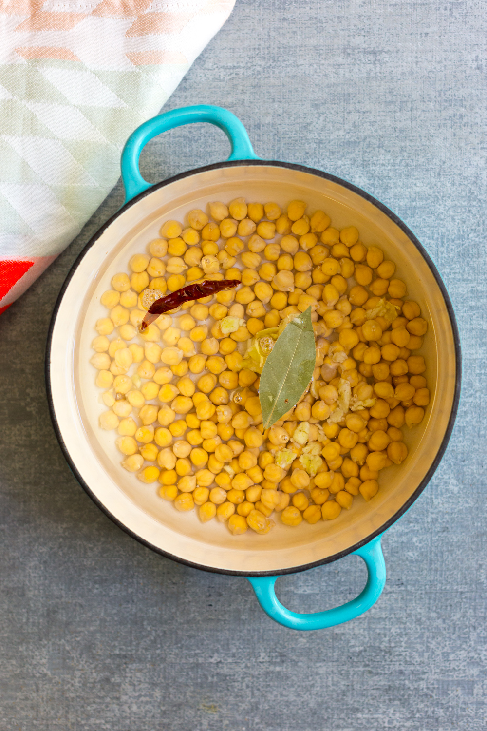 Creamy Dreamy Hummus simmering