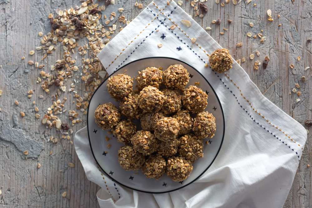 Muesli Almond Energy Balls texture