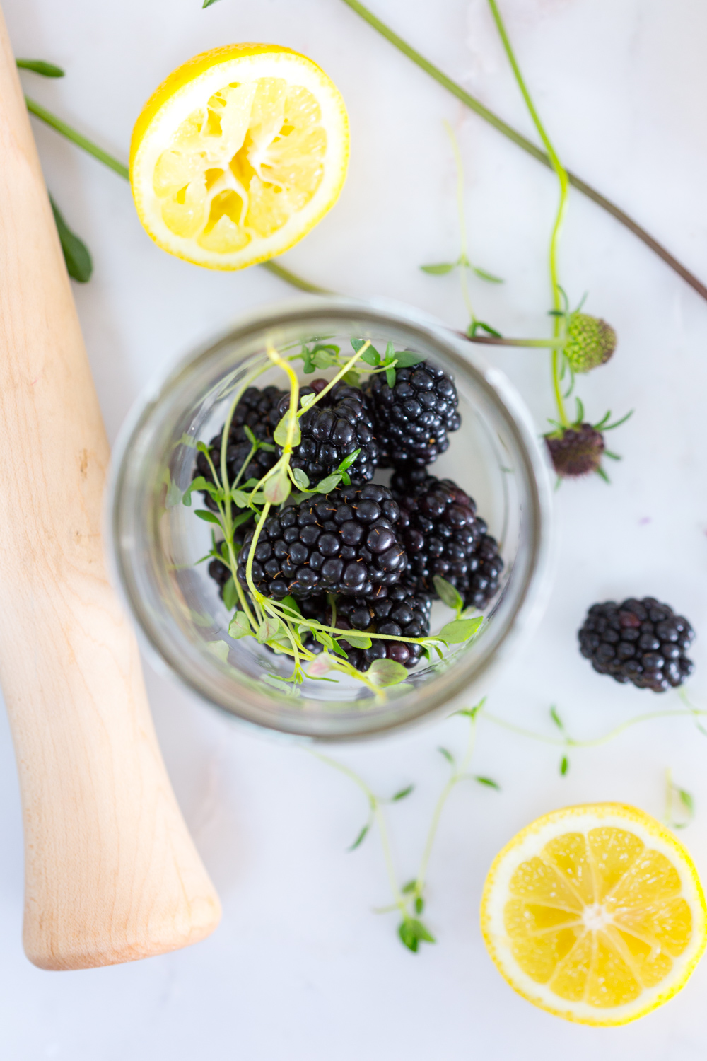 Blackberry Gin Smash - smash ingredients