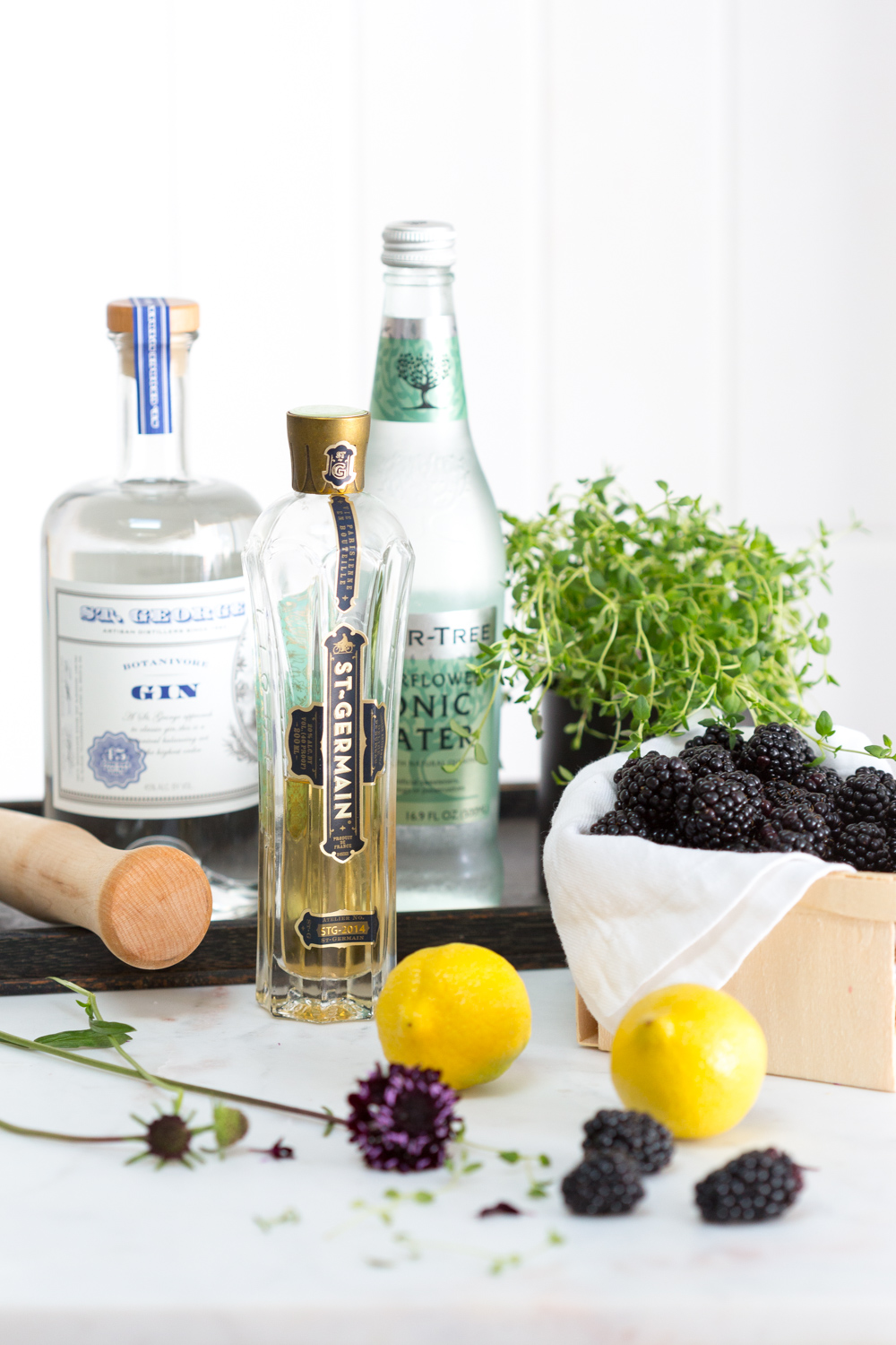 Blackberry Gin Smash ingredients