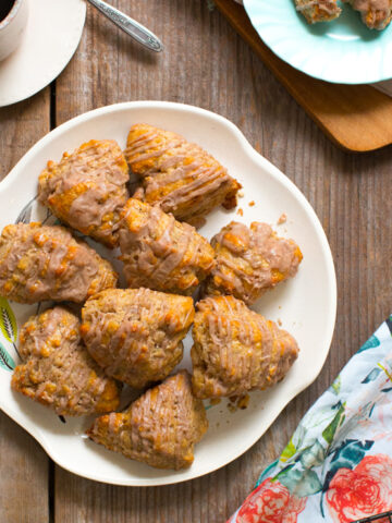 CINNAMON MAPLE WALNUT SCONES