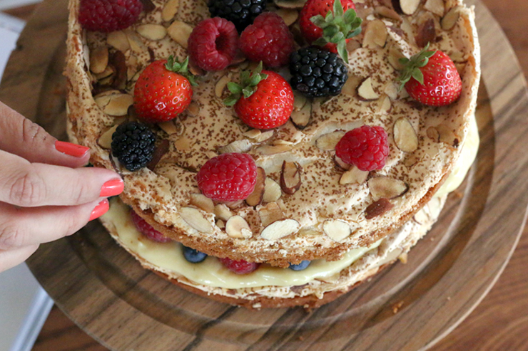 Berry Blitz Torte Decorate