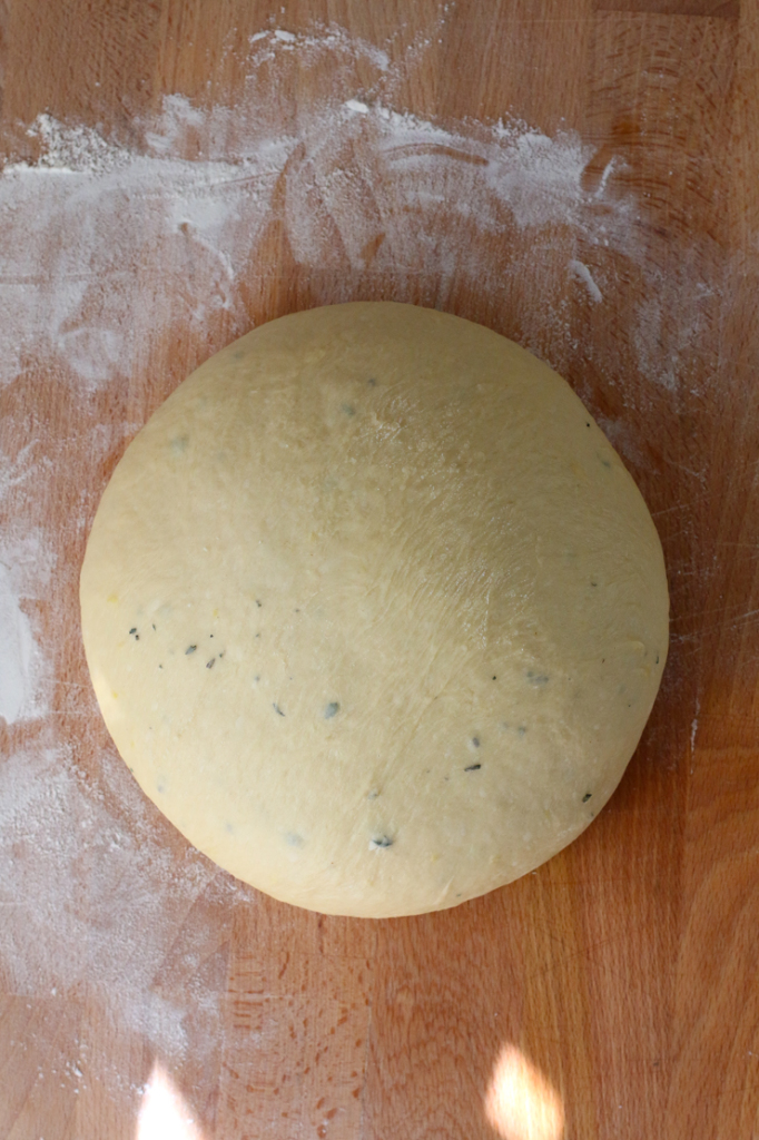 Dinner Roll dough round