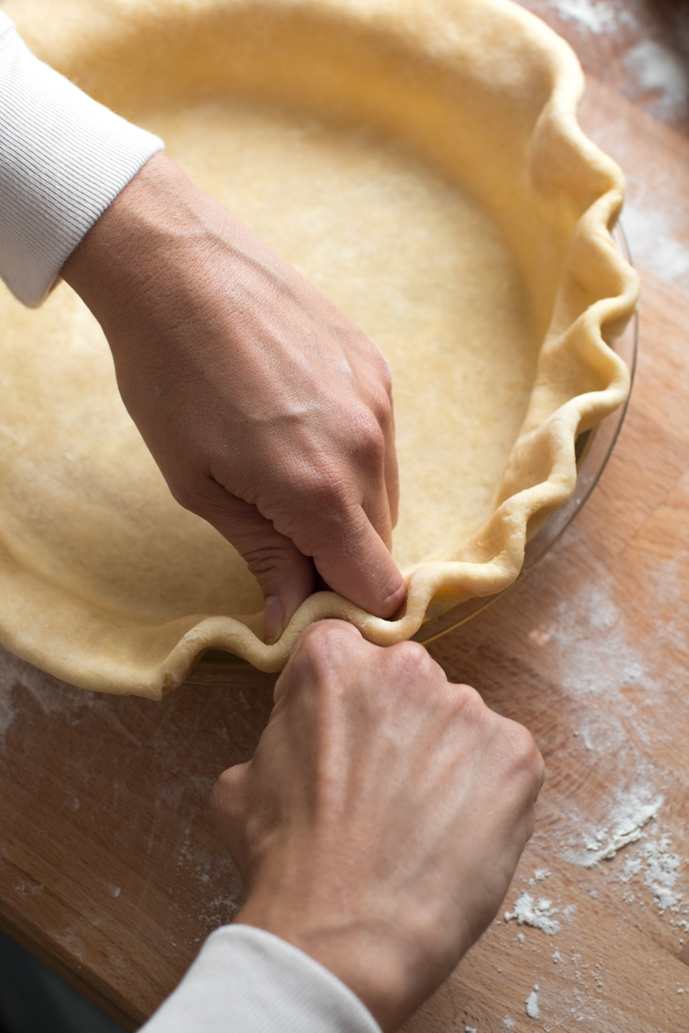 Apple Persimmon Crumble Pie dough shaping