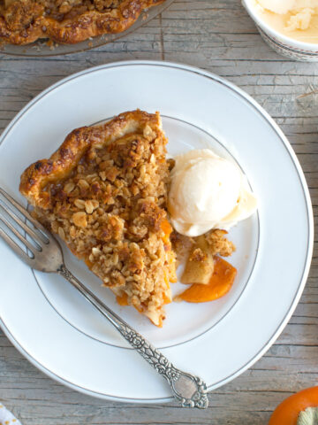 Apple Persimmon Pie
