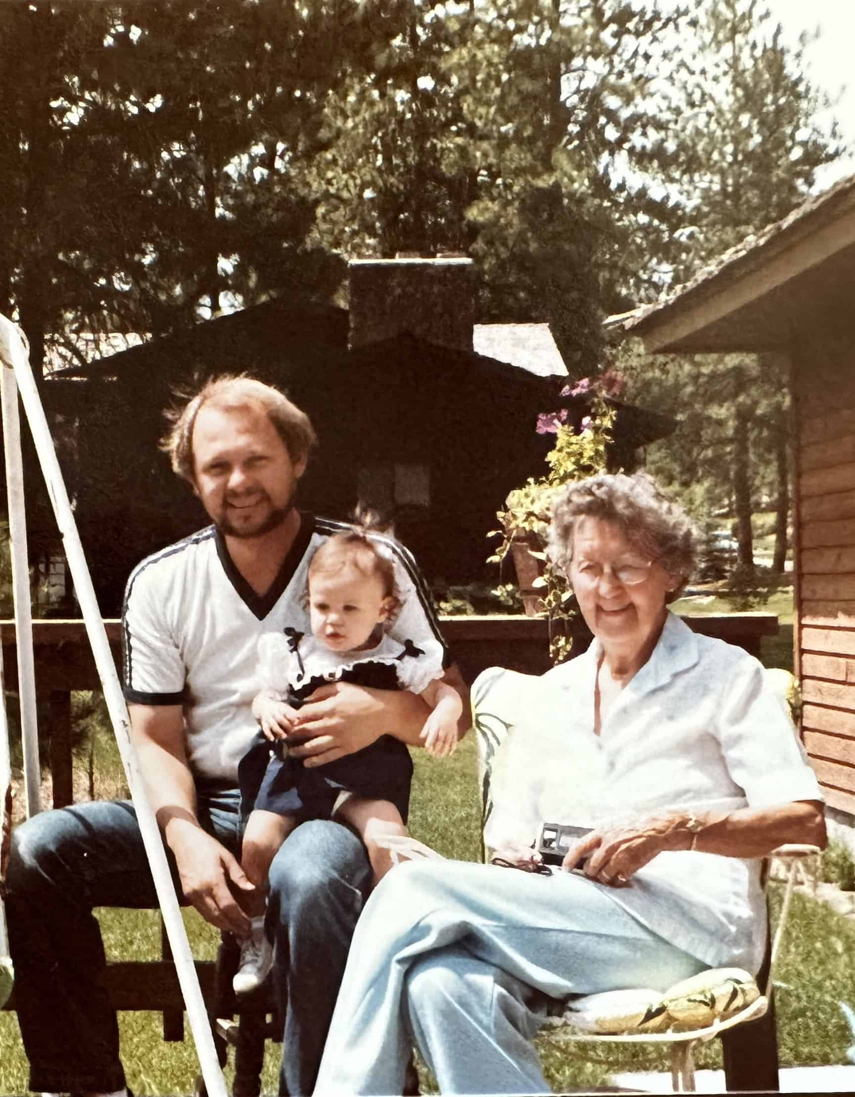 Baby Becky Sue, Gpa Wendell & Great Gma Weaver