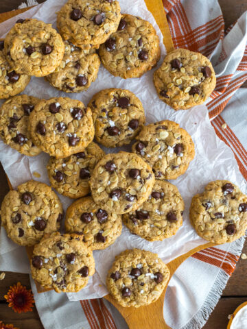 Almond Butter Oatmeal Chocolate Chip Cookies