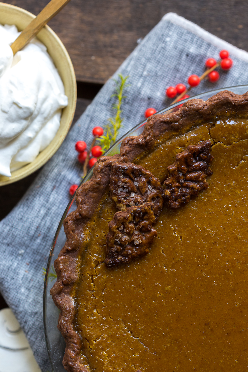 Crust leaf details on Maple Pumpkin Pie