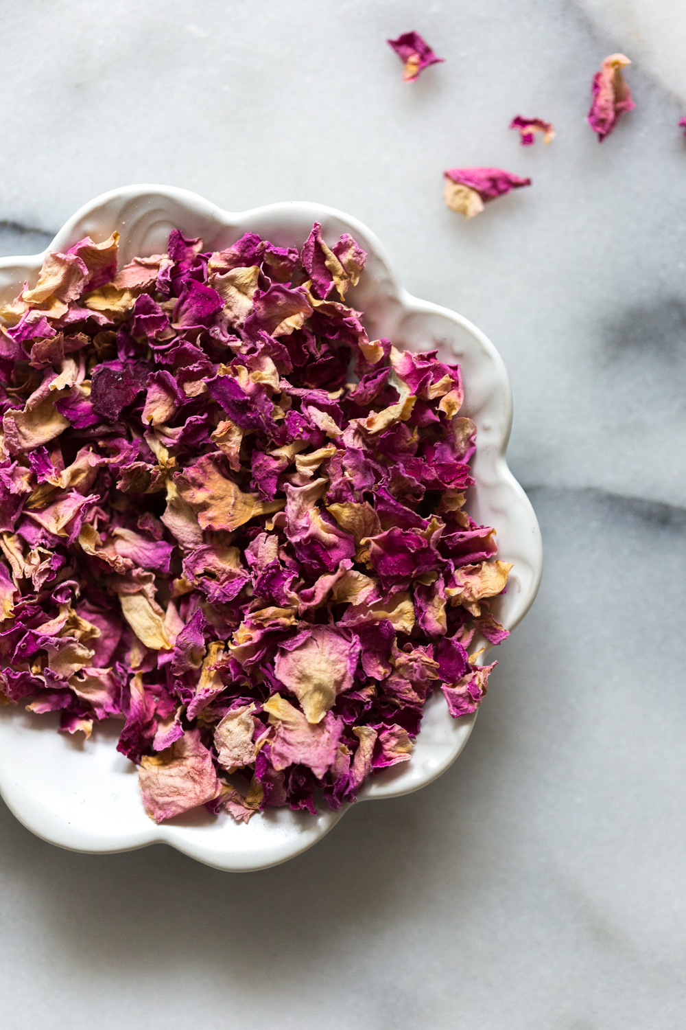 dried culinary rose petals