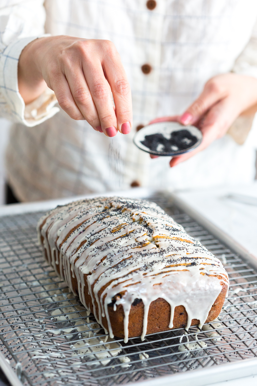 Topping Blueberry Poppy Seed Banana Bread