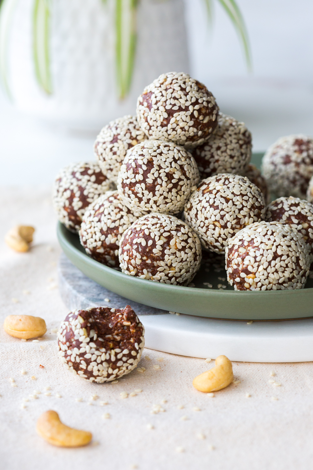 Cashew Date Sesame Energy Balls