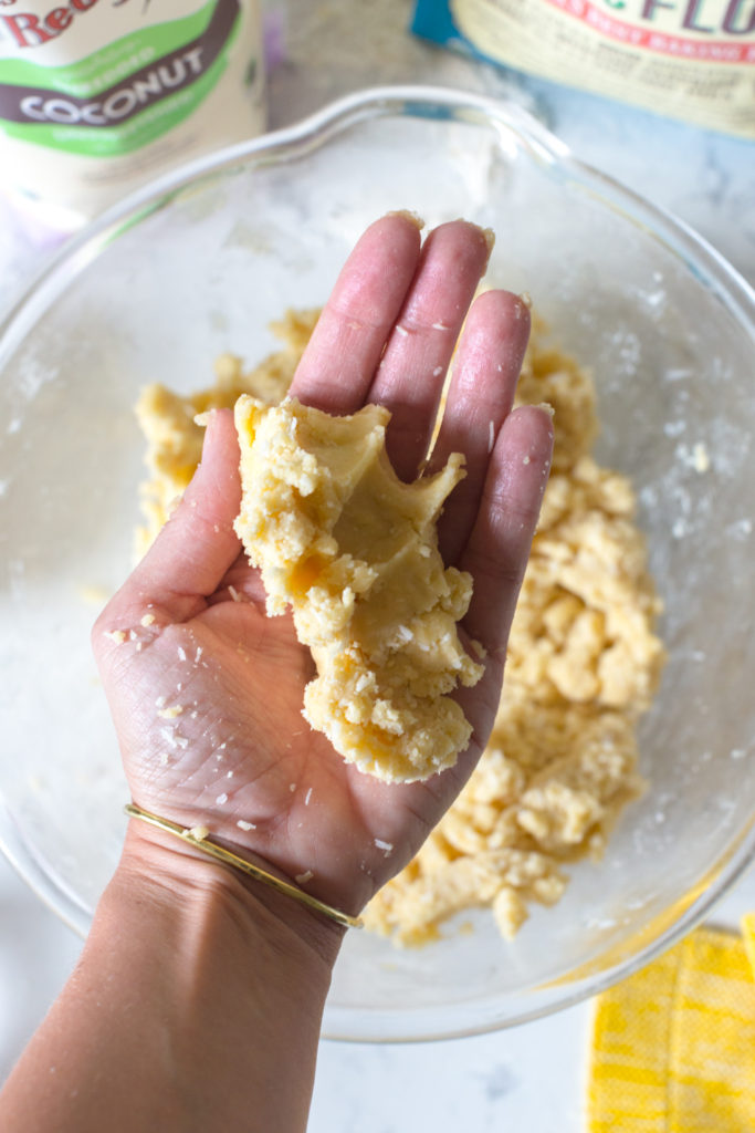 Pie dough hydration check