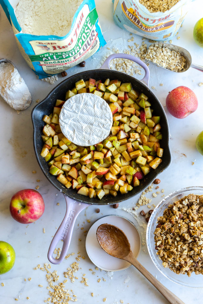 Baked Brie Apple Crisp ingredients