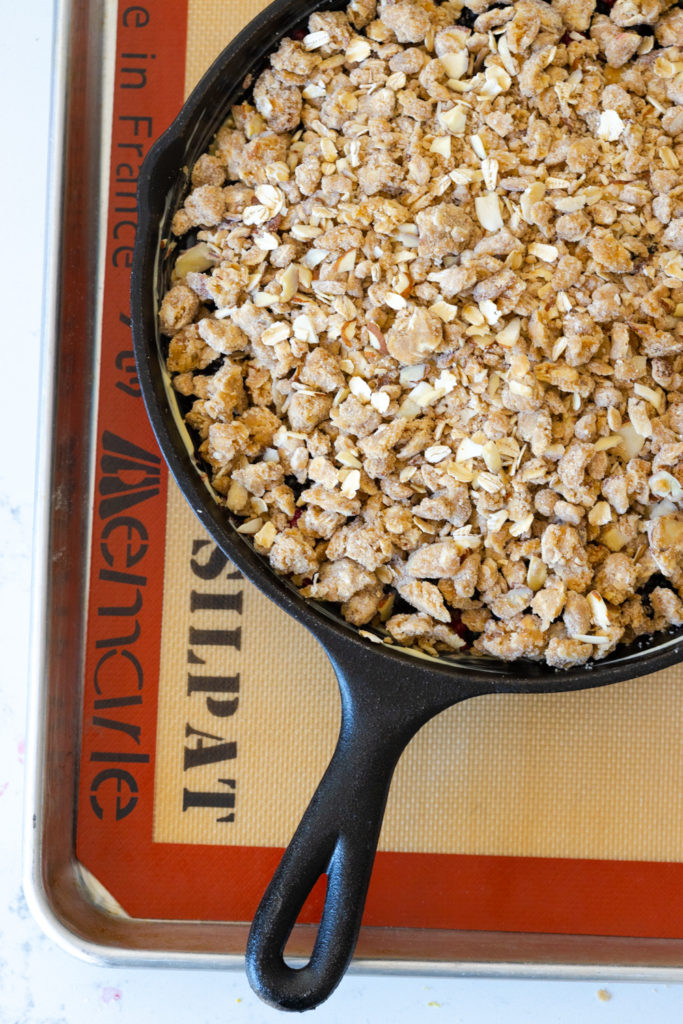 Pre-baked Mixed Berry Oat Almond Crisp