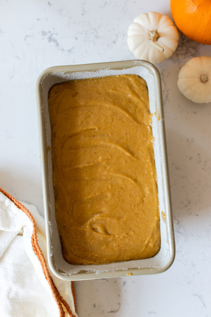 pumpkin spice bread batter