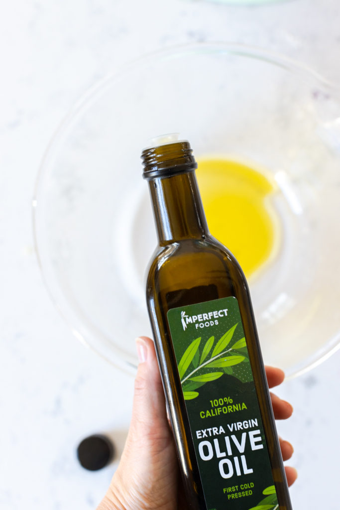 oiling a bowl for dough