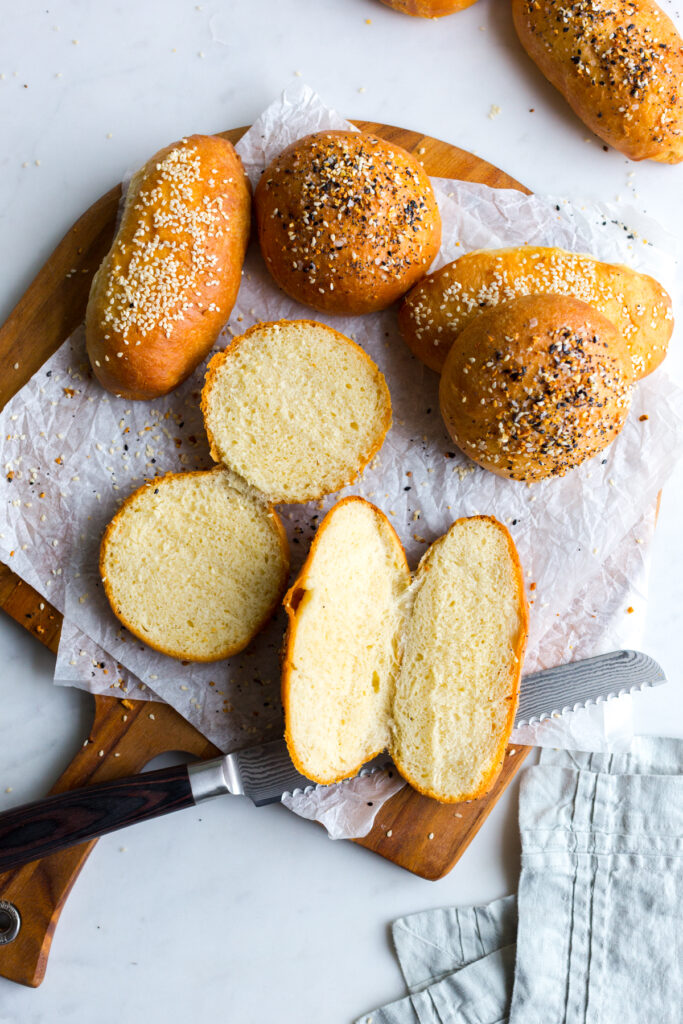 Hamburger & Hot Dog Dinner Buns with everything bagel seasoning and sesame seeds