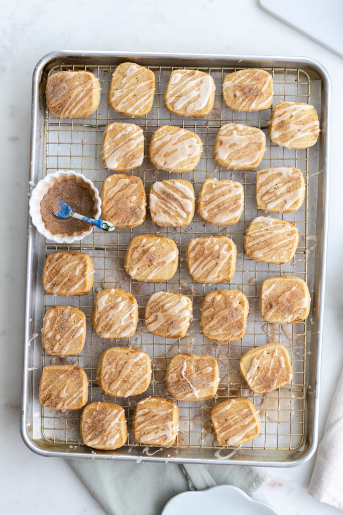 Snickerdoodle Shortbread Cookies