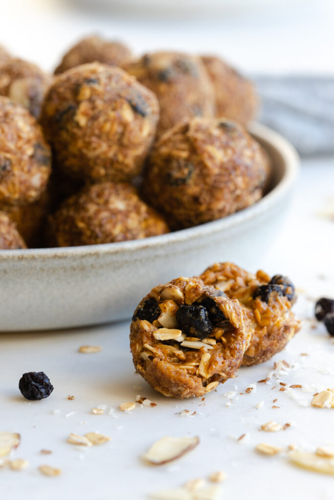 Blueberry Almond Energy Balls bite