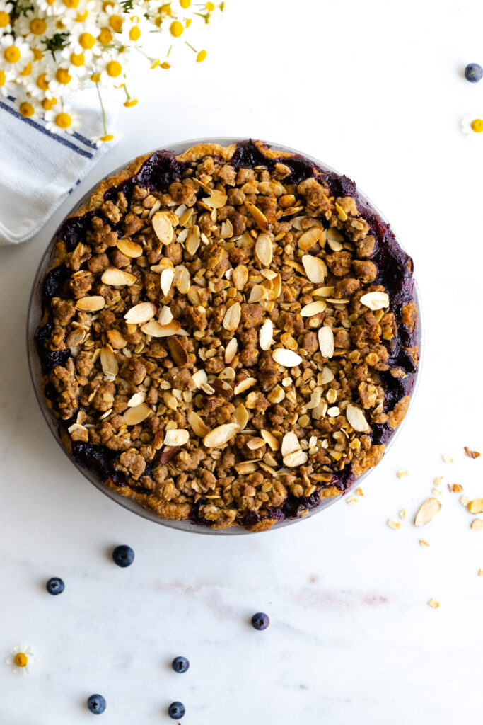 Blueberry Almond Crumble Pie