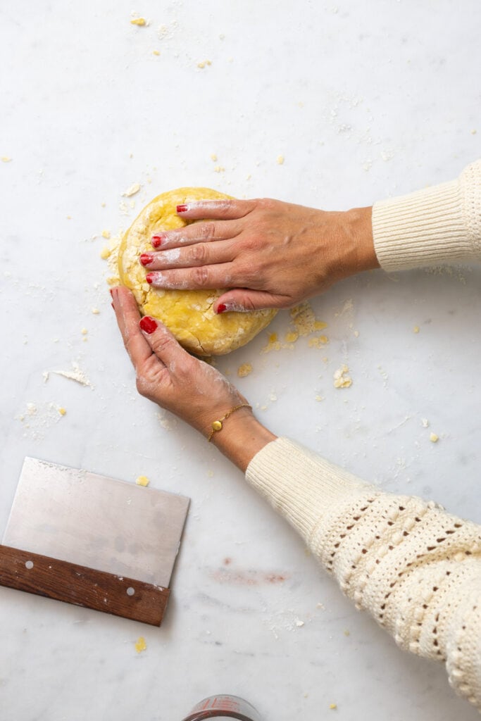 pat the pie dough together