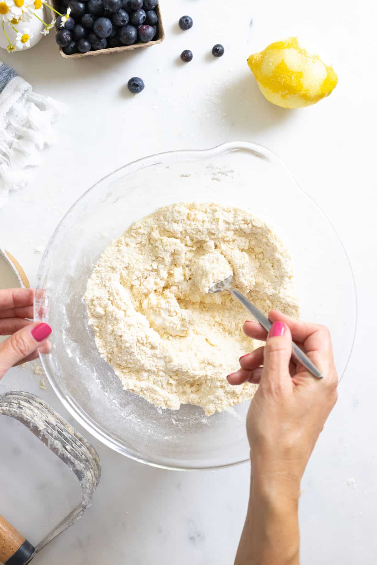 blending shortcakes with fork