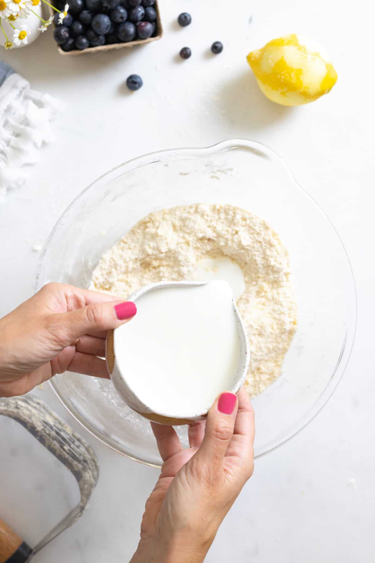 Adding liquid to shortcakes