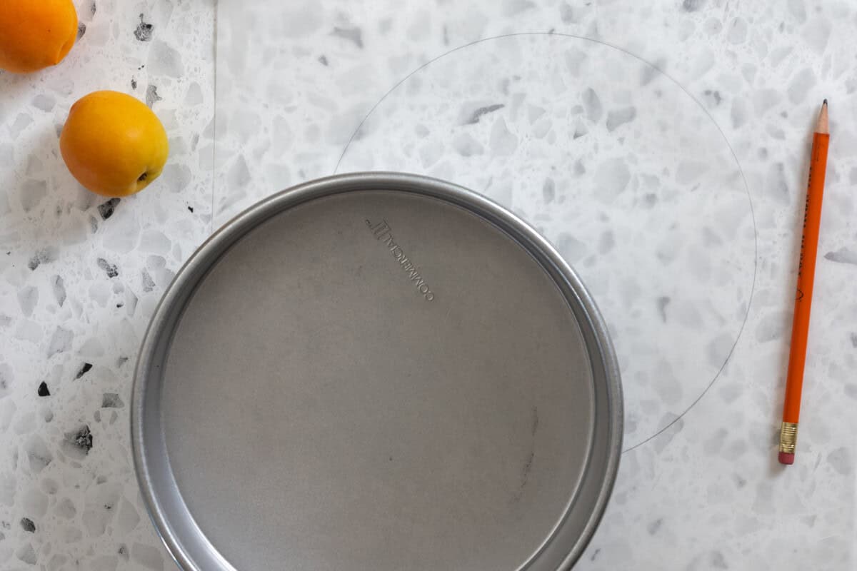 tracing an 8" round circle on parchment paper