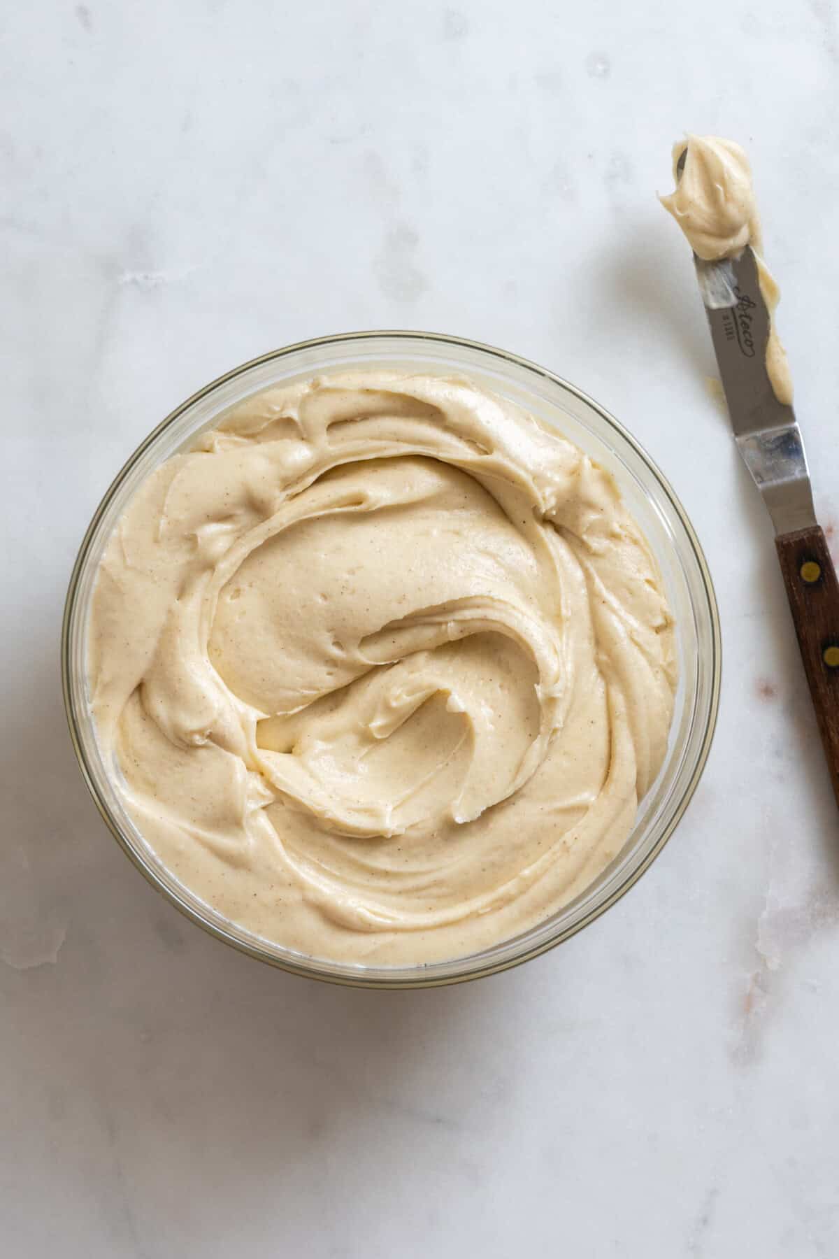 Maple Cinnamon Cream Cheese Frosting